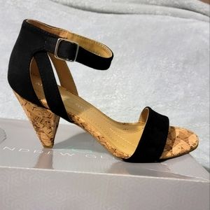 2.5 inch heel sandals